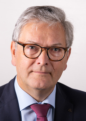 Uwe Wacker