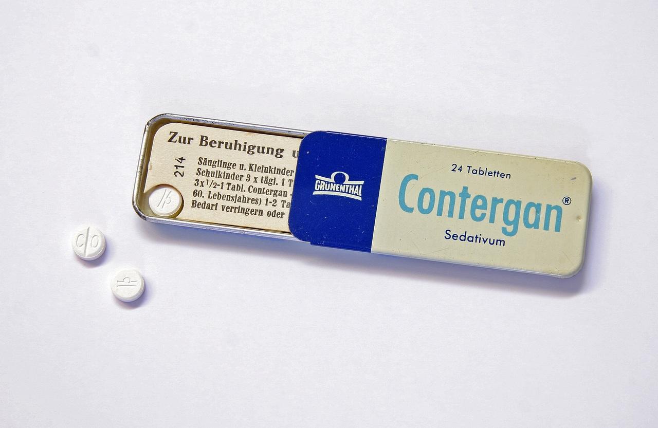 In den Jahren 1968 bis 1970 wurden in einem aufwändigen Strafverfahren Vorwürfe im Zusammenhang mit dem sog. „Contergan-Skandal“ verhandelt, einem Medikament, das zu Fehlbildungen von Neugeborenen geführt hatte.