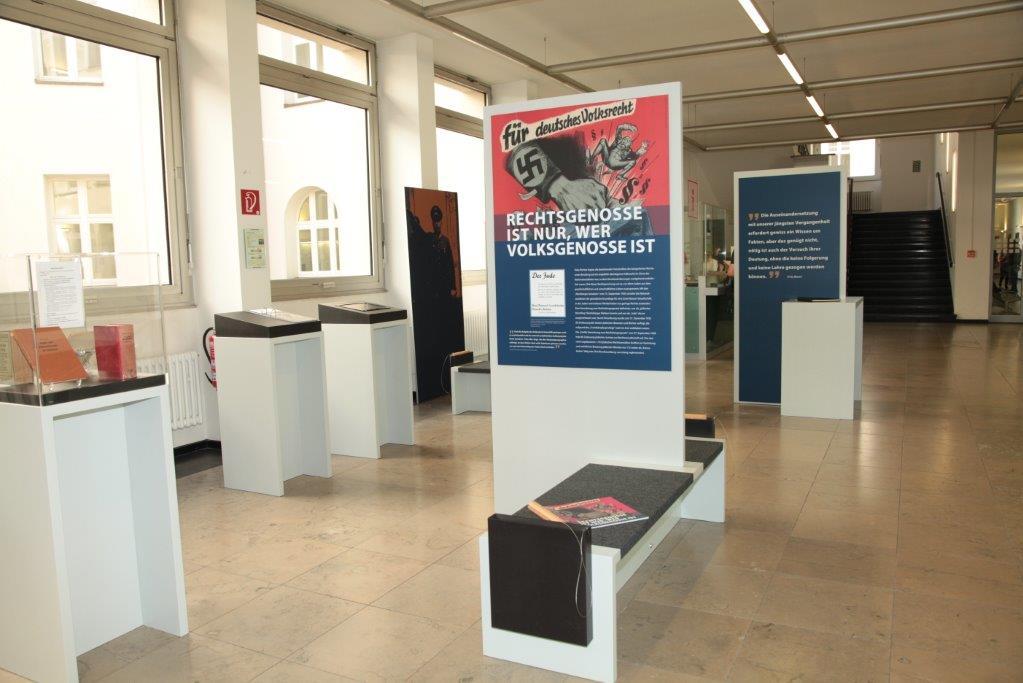 Wanderausstellung beim Landgericht Essen