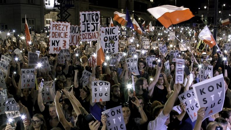Demonstration gegen die Justizreform in Polen