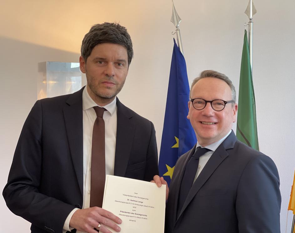 Minister und Dr. Hartmut Lange