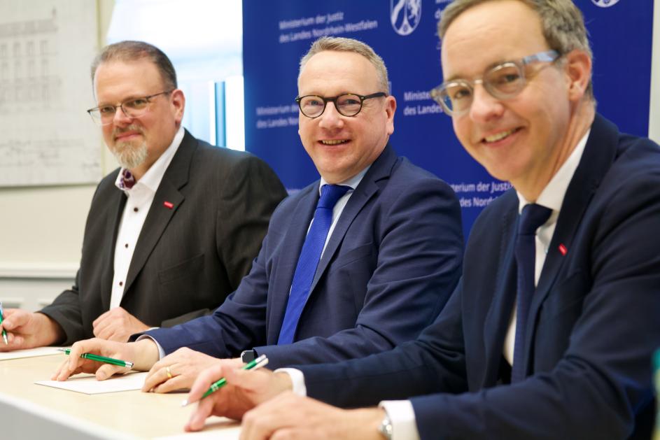 Vertragsunterzeichnung