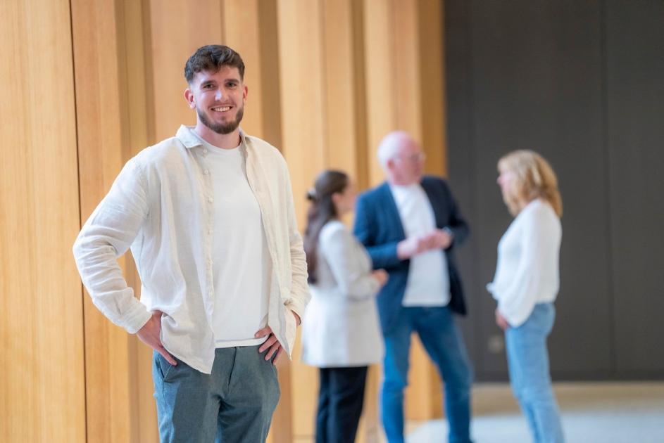 Mitarbeiter des ambulanten Sozialen Dienstes im Gespräch.