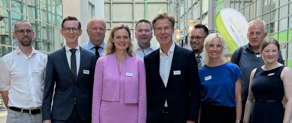 Personen, die am Jahresmediengespräch teilgenommen haben