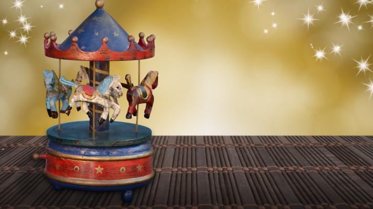 Miniatur-Kinderkarussel