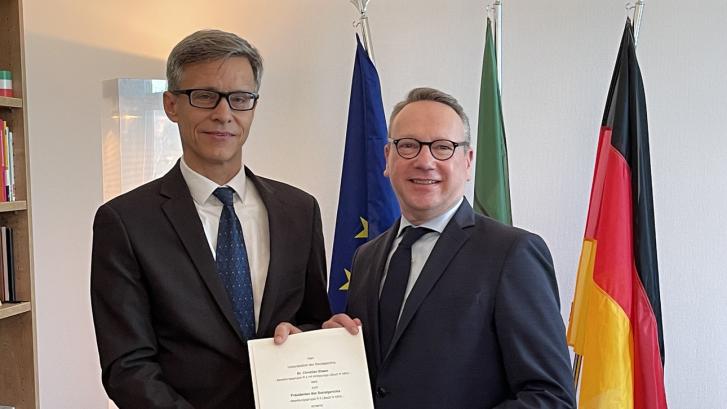 Minister und Dr. Christian Ebsen