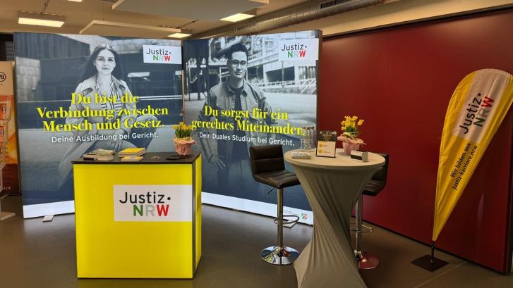 Stand auf der Ausbildungsmesse