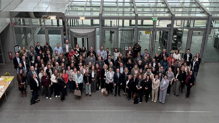 Foto der Teilnehmer der Veranstaltung "Kindgerechte Justiz"